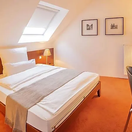 Hotel Reckord 3*